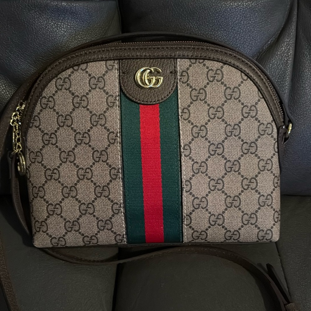 Gucci Beige Crossbody Bag with Green and Red Accent